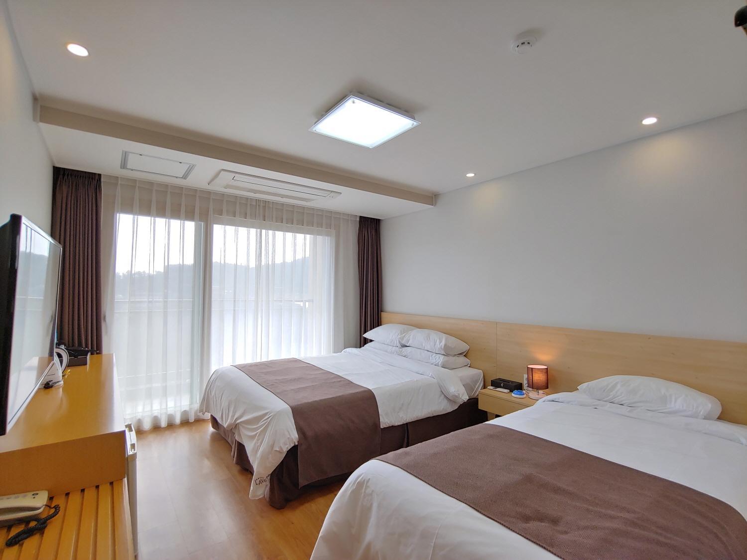 Jeju Lavender Hotel Согвіпо Екстер'єр фото