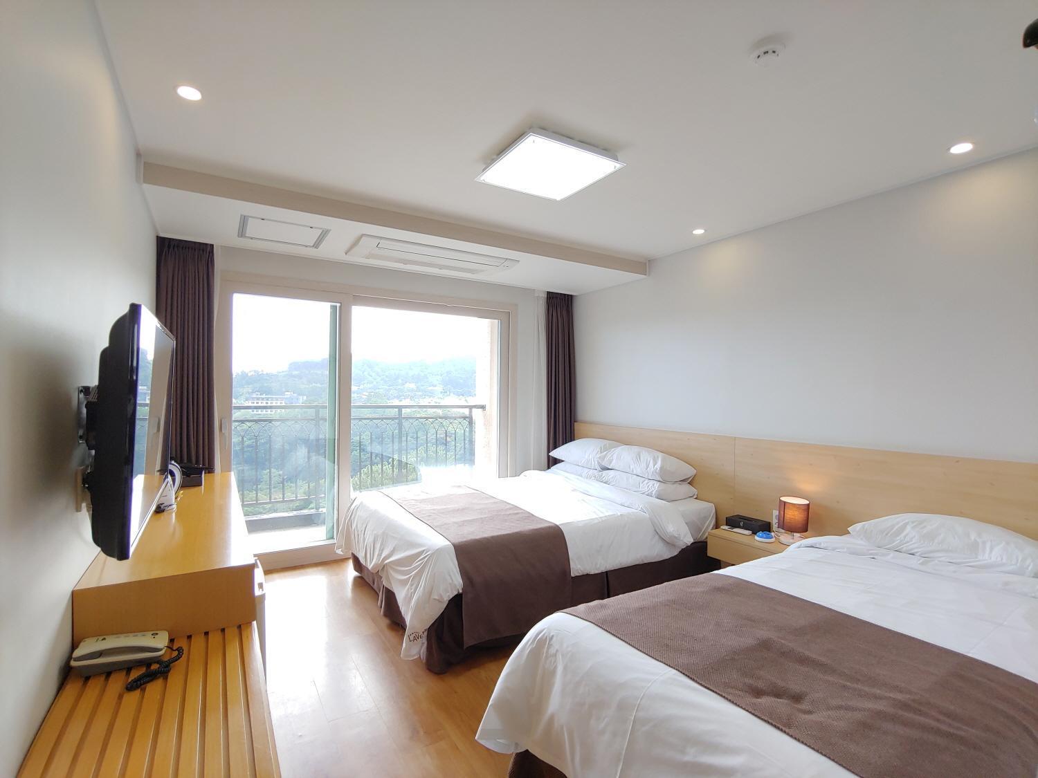 Jeju Lavender Hotel Согвіпо Екстер'єр фото