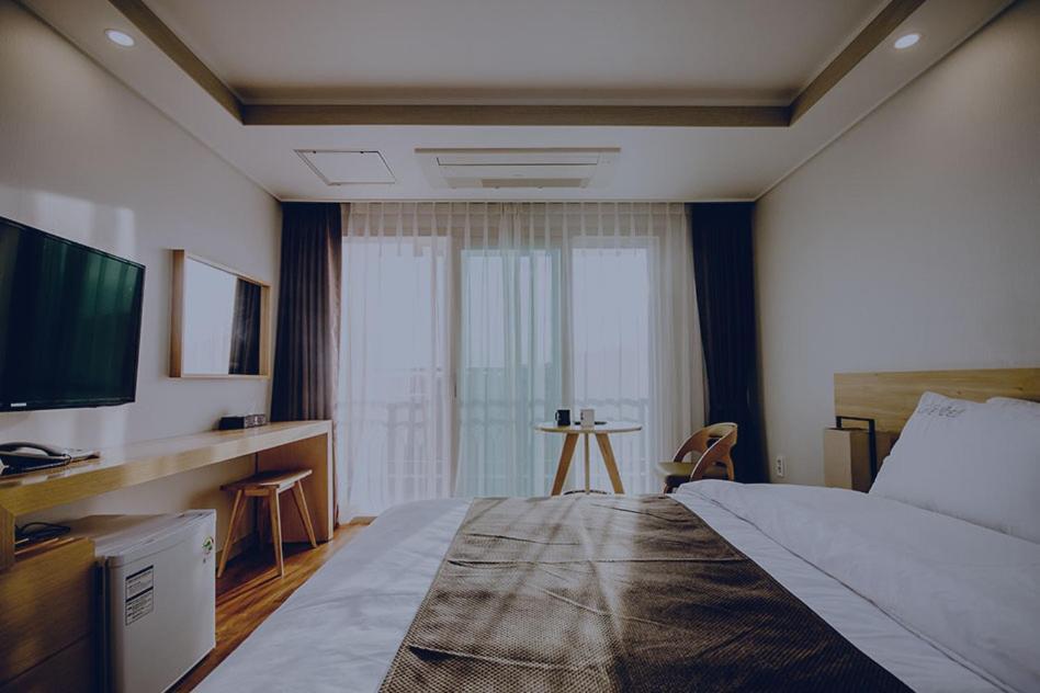Jeju Lavender Hotel Согвіпо Екстер'єр фото