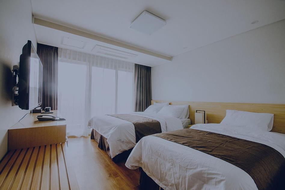 Jeju Lavender Hotel Согвіпо Екстер'єр фото